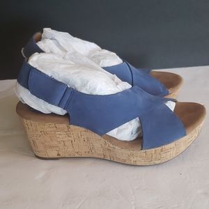 Clarks wedges sandals